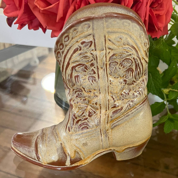 Vintage Other - Vintage Cowboy Country Western Boot Shaped Ceramic Vase EUC